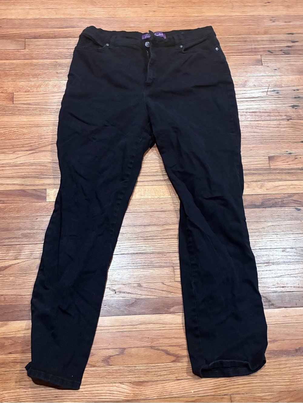 Gloria Vanderbilt Black Straight Leg Jeans